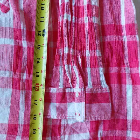 St. John's Bay Tonic Blouse, Pink & White Plaid Shirt With a V-neckline Size L - Picture 10 of 10